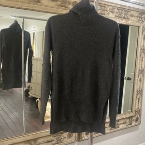 C by Cashmere grey sweater
